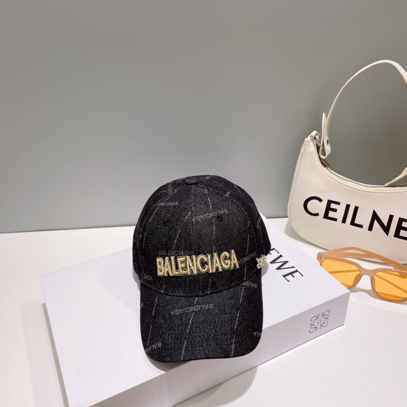 BALENCIAGA